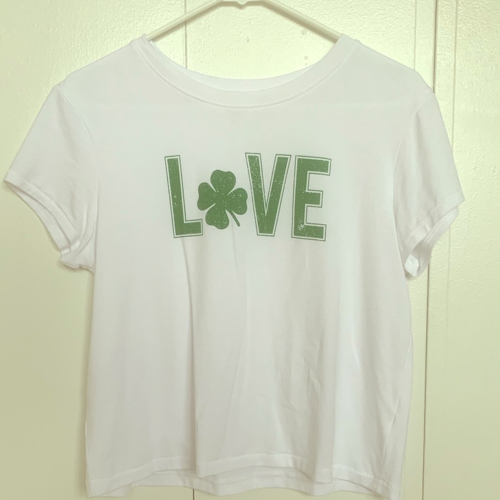 L🍀VE T-Shirt
